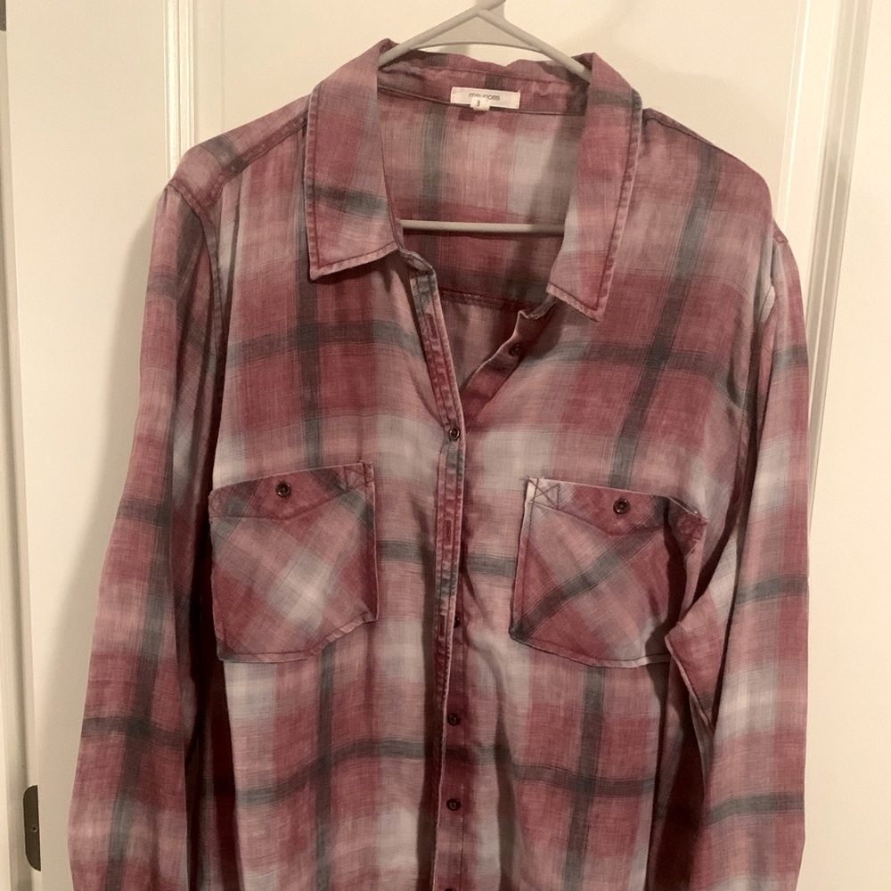 Maurice’s size 3 button down plaid blouse